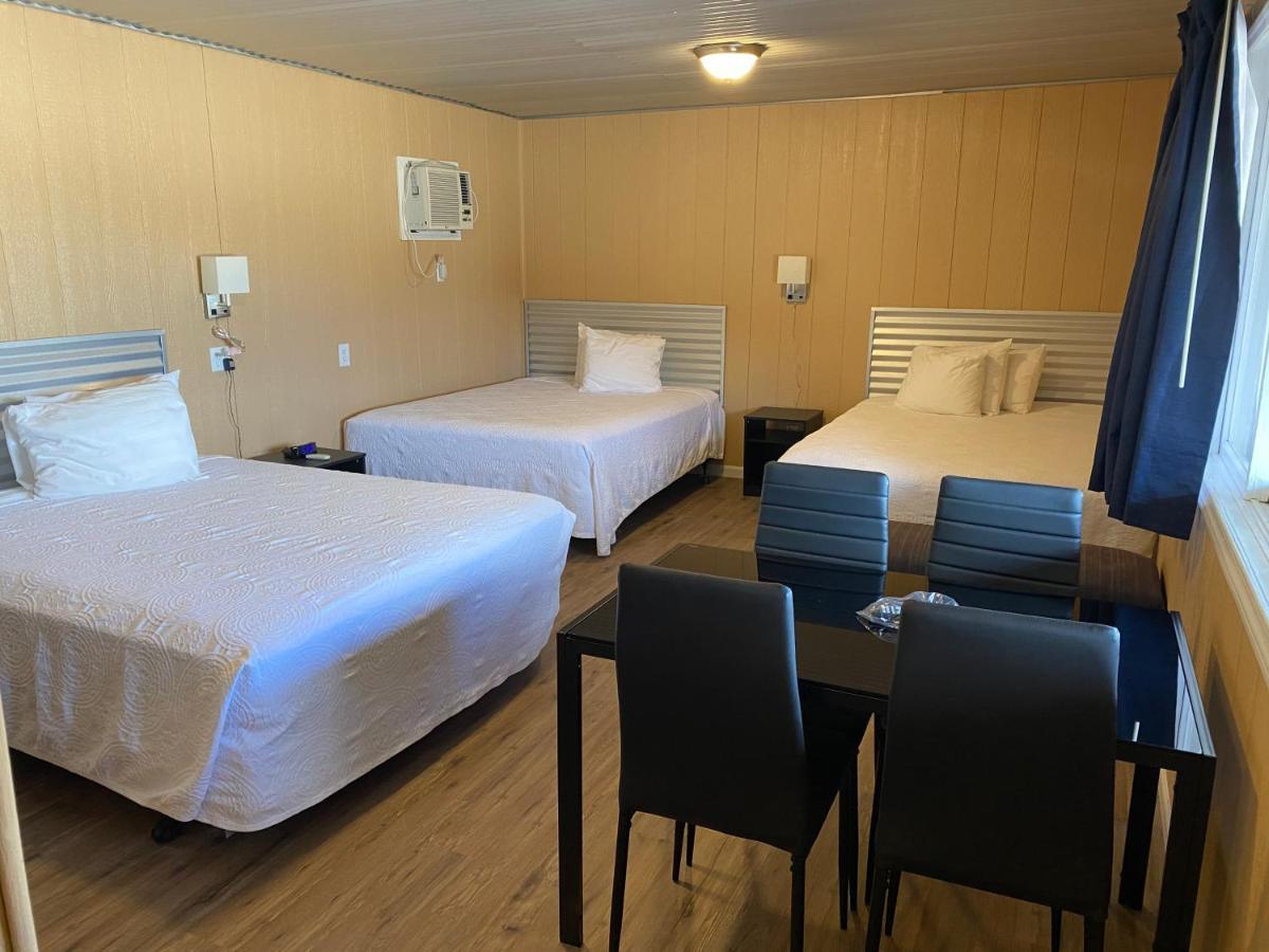 Big Bear Motel Cody Bagian luar foto