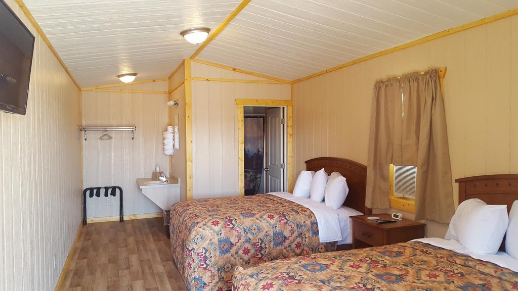 Big Bear Motel Cody Bagian luar foto