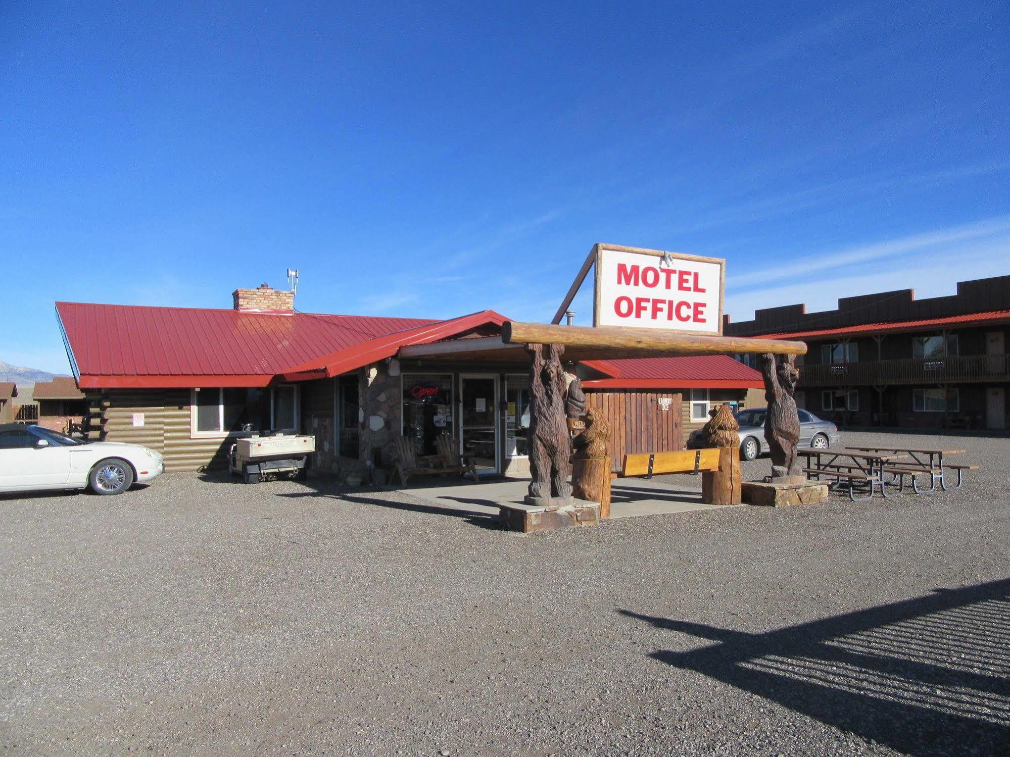 Big Bear Motel Cody Bagian luar foto