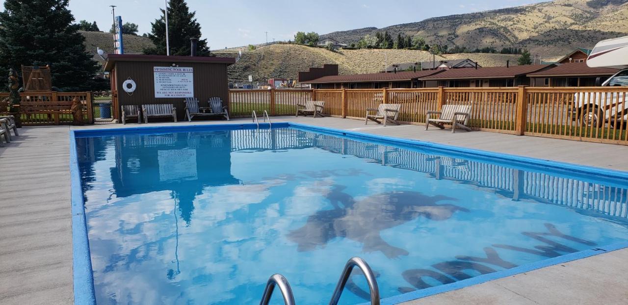 Big Bear Motel Cody Bagian luar foto